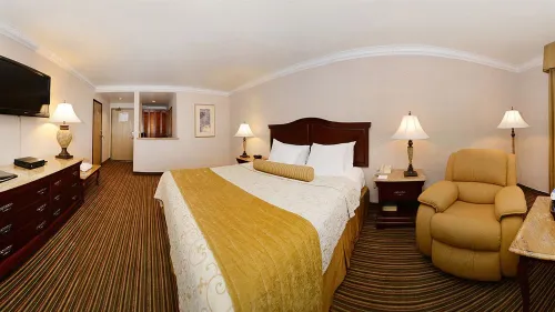 Best Western Plus Newport Mesa Inn Photos