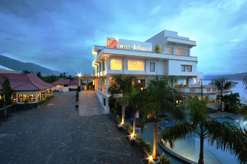 Swiss-Belhotel Silae Palu Esterni Photos