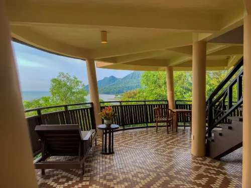 Damai Beach Resort Area Publik Photos