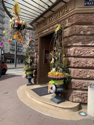 Hotel Bristol Yleiset tilat Photos