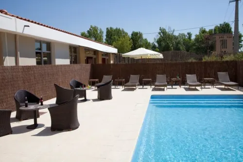 Hôtel Kyriad Aix les Milles - Plan de campagne Loisirs et amusements Photos