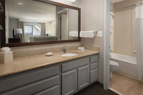 Residence Inn Seattle Bellevue Kamar Photos