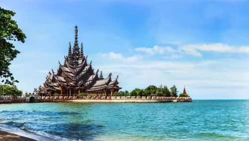 DeeProm Pattaya Hotel Featured Photos