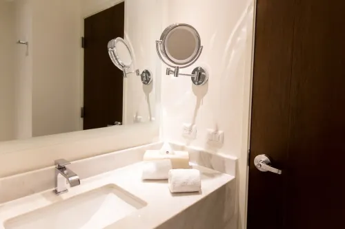 HS Hotsson Hotel Irapuato Zimmer Photos
