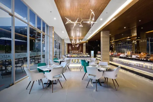 ASTON Sidoarjo City Hotel & Conference Center Makanan Photos