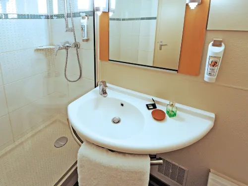 Ibis Maisons Laffitte Rooms Photos
