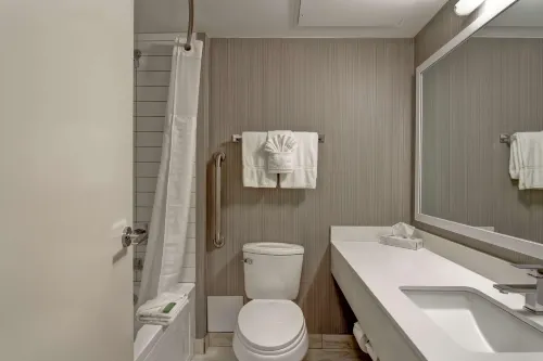 Best Western Cedar Park Inn Rum Photos