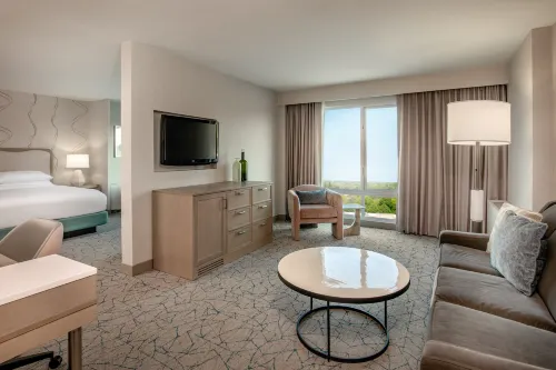 DoubleTree by Hilton Chicago - North Shore Conference Center Photos