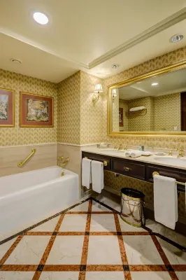 Sheraton Santiago Hotel and Convention Center Rooms Photos