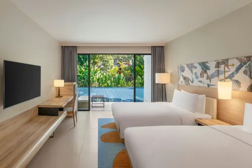 Le Méridien Phuket Mai Khao Beach Resort (Marriott International) Номера Photos