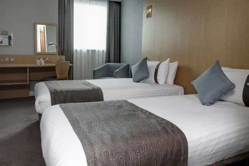 Holiday Inn London - Luton Airport Chambres Photos