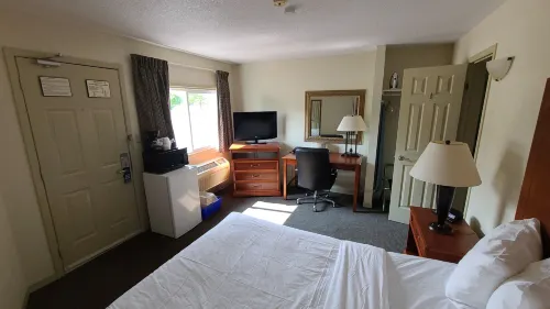 Travelodge by Wyndham Gananoque Номера Photos