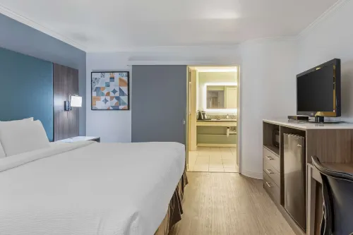 Best Western Plus Riviera Photos