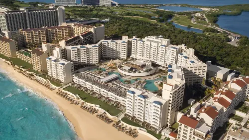 Hilton Cancun Mar Caribe All-Inclusive Resort Exterior Photos