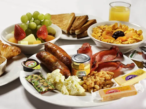 Ibis Styles London Gatwick Airport Dining Photos