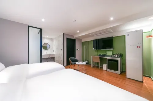 Pohang Brown Dot Hotel Zimmer Photos