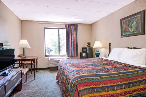 Days Inn by Wyndham Parsippany Rooms Photos