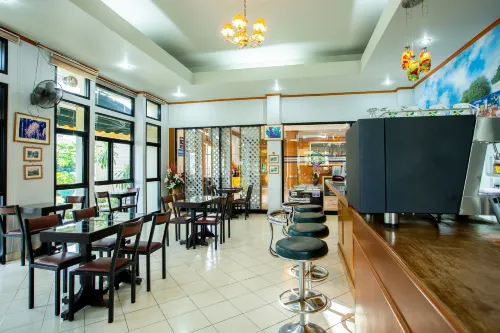 Surin Majestic Hotel Dining Photos