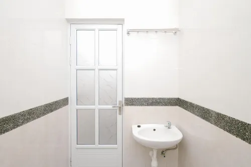 Urbanview B Syariah Lumajang by RedDoorz Rooms Photos