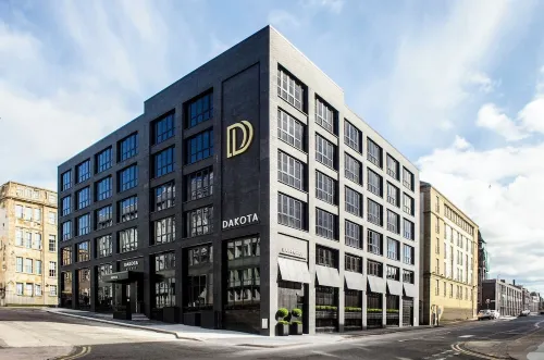 Dakota Glasgow Esterni Photos