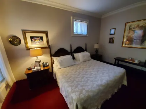 Madison Manor Boutique Hotel Rooms Photos