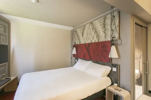 Hôtel IBIS Avignon Sud Chambres Photos
