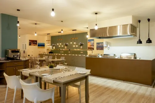 Melpo Antia Hotel & Suites Питание Photos