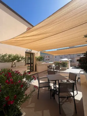 Artemis Hotel Espaces publics Photos