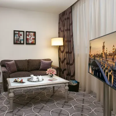 Gefinor Rotana Photos