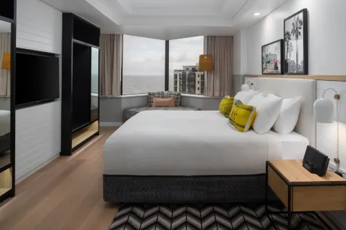 QT Gold Coast, an EVT hotel Photos