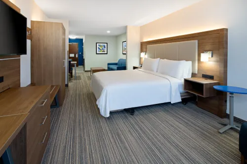 Holiday Inn Express & Suites Atascadero Photos