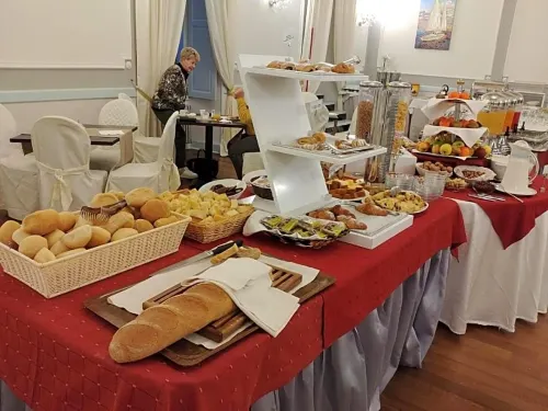 Grand Hotel & des Anglais Spa Dining Photos