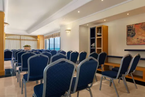 Ramada by Wyndham, Athens Club Attica Riviera Espaces Affaires Photos