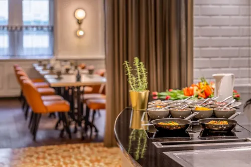 Cologne Marriott Hotel Restauration Photos
