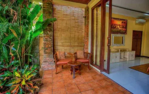 Pondok Kutuh Guest House Public Areas Photos