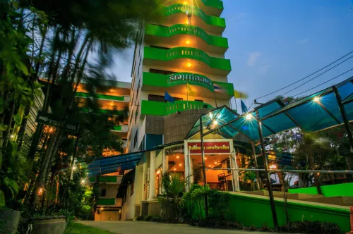 Regent Lodge Lampang Exterior Photos