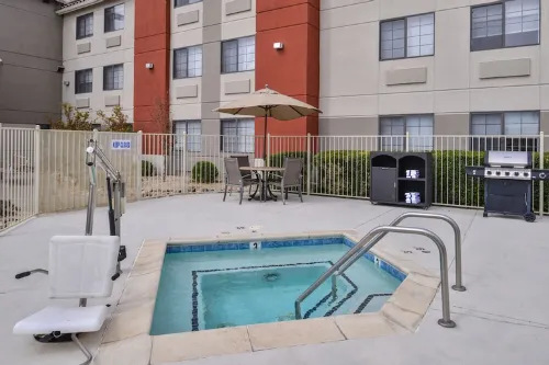 Holiday Inn Express Westley North- Patterson Area Loisirs et amusements Photos