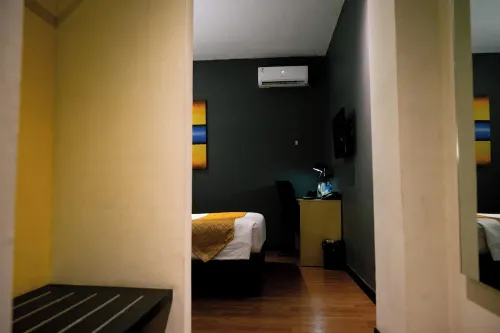 Yunna Hotel Lampung Kamar Photos