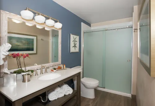 Sand Pebbles Inn Photos