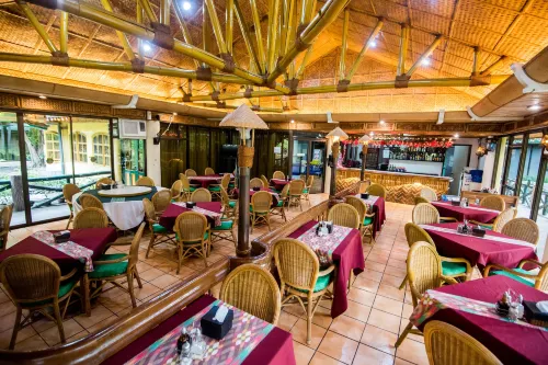 Family Country Hotel & Convention Center Ăn uống Photos