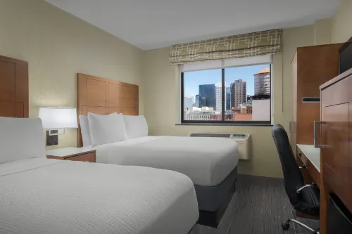 Holiday Inn Express Manhattan Midtown West New York Rooms Photos