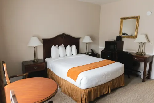 Historic Santa Maria Inn Rooms Photos