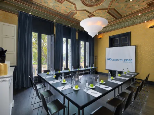 Boutique Hotel H10 Catalunya Plaza Business Facilities Photos
