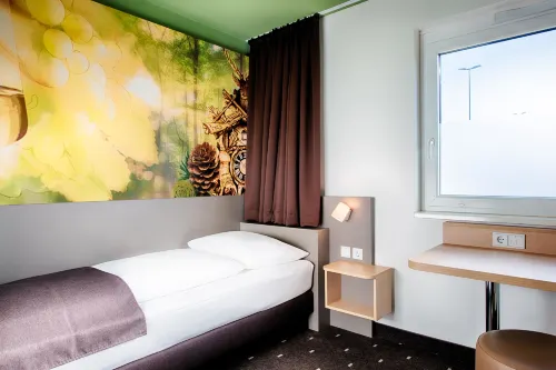 B&B HOTEL Baden-Airpark Photos