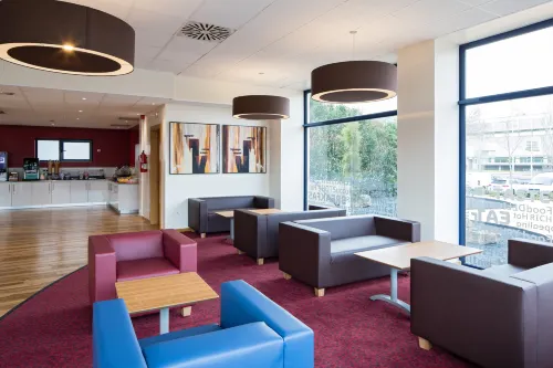 Travelodge Barcelona Fira Empfohlen Photos