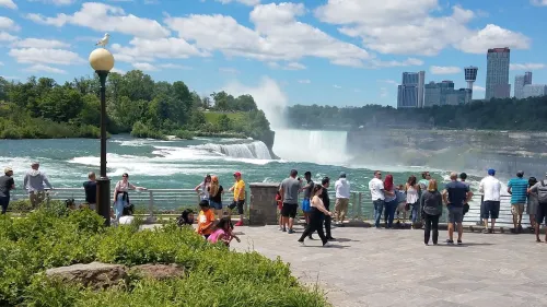 Sheraton Niagara Falls À proximité de l'hôtel Photos