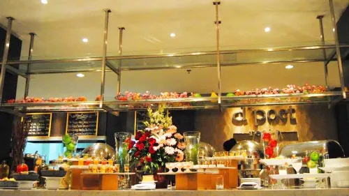 DBEST HOTEL OTISTA تناول الطعام Photos