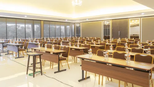 Balcony Hotel Sukabumi Fasilitas Bisnis Photos