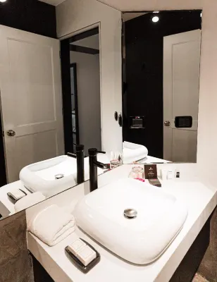 BTH Hotel – Boutique Concept Photos