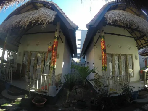 Pondok Kana and Hostel by  Ecommerceloka Extérieur Photos